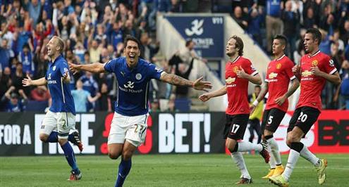 صيد البريميرليج ..  ليستر يهين مانشستر بحفلة من "الكبارى" و"الكعوب" فى 24 ثانية .. فيديو